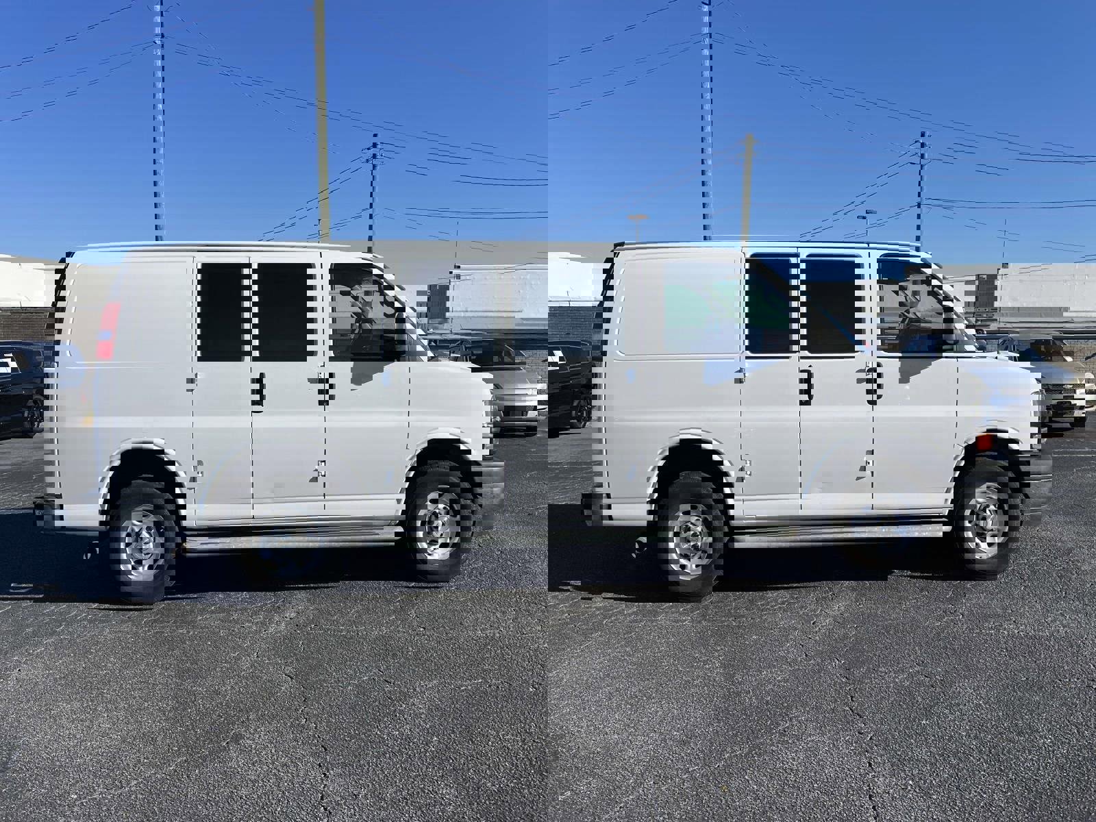 Used 2024 Chevrolet Express 2500 w/ Driver Convenience Package image 2