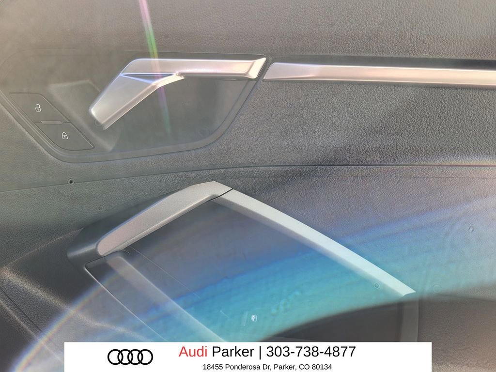 Used 2025 Audi Q3 2.0T Premium w/ Convenience Package image 13