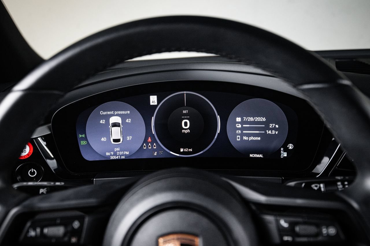 Certified 2024 Porsche Macan 4 Electric AWD/4WD image 15