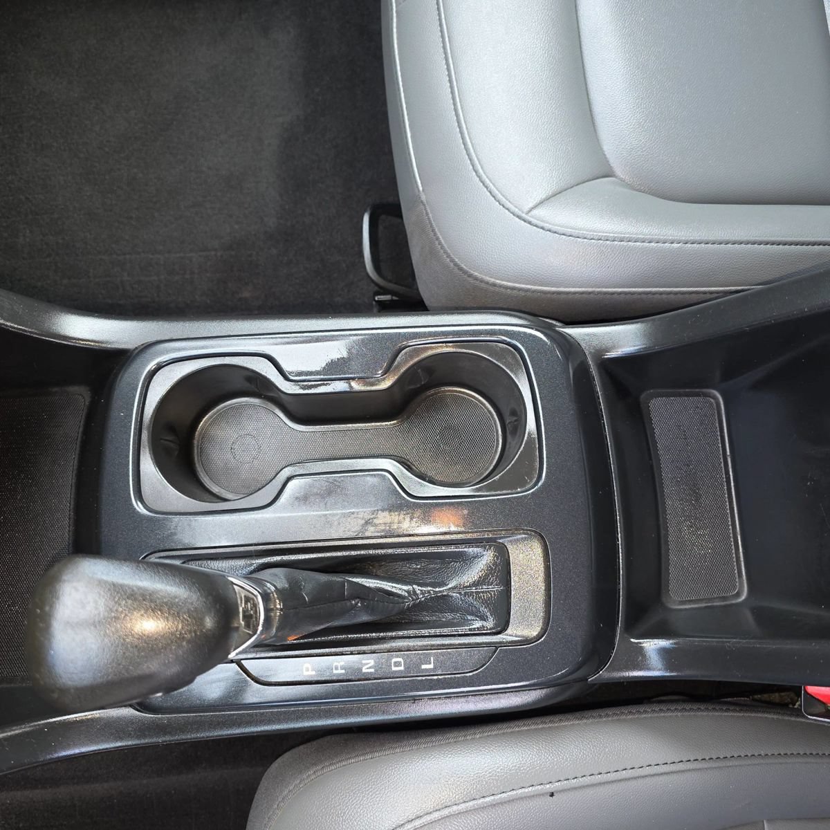 Used 2022 Chevrolet Colorado W/T w/ WT Convenience Package RWD image 15