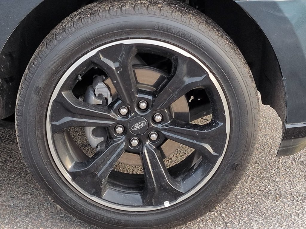 Used 2024 Ford Expedition Limited RWD image 11
