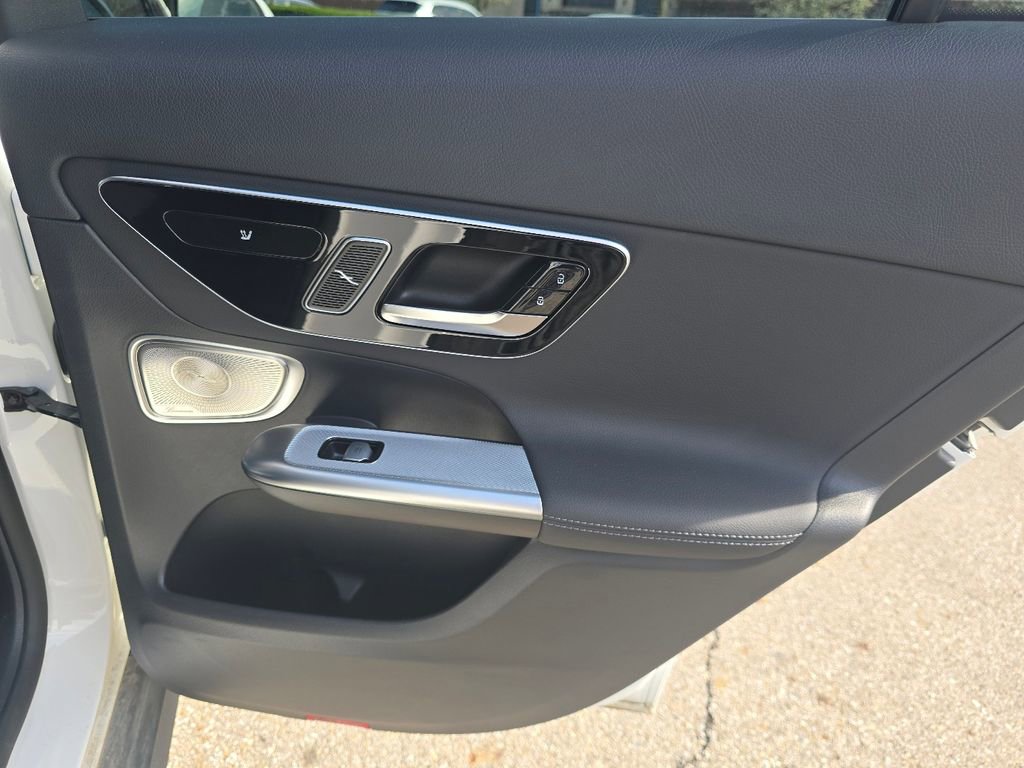 Certified 2026 Mercedes-Benz GLC 300 4MATIC image 25