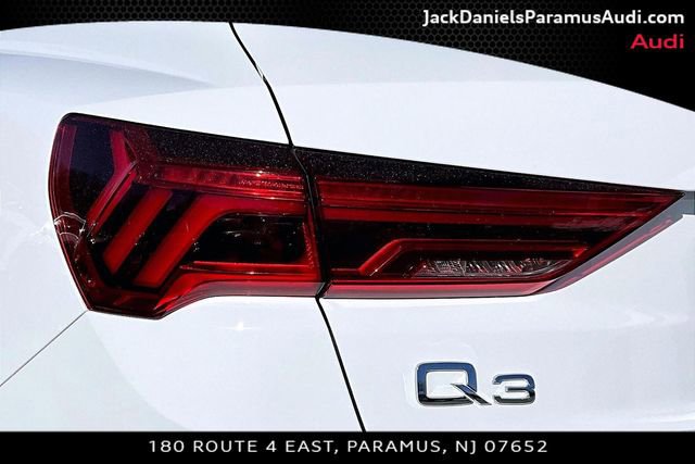 Used 2025 Audi Q3 2.0T Premium w/ Convenience Package image 22