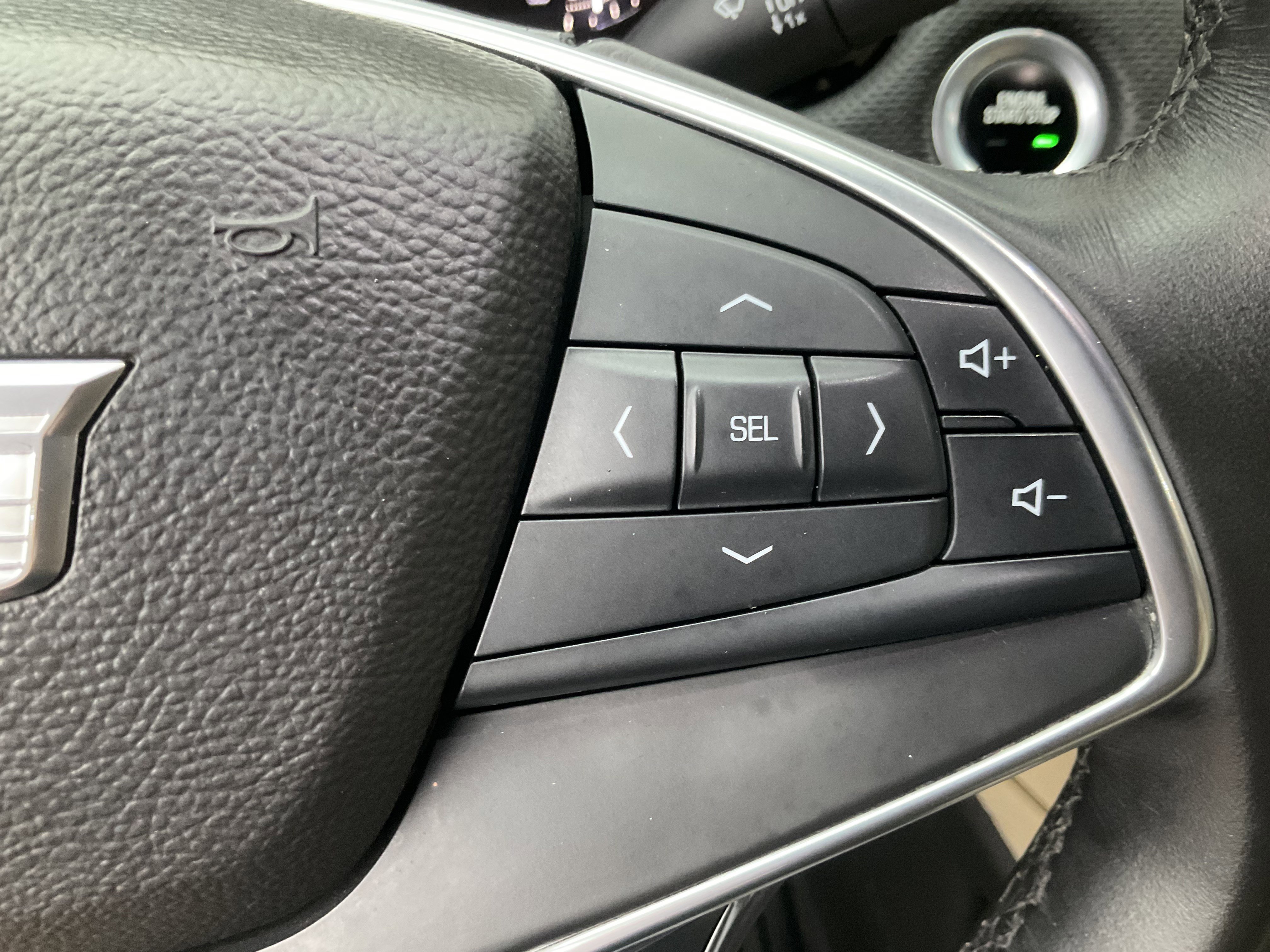 Used 2017 Cadillac XT5 FWD image 31