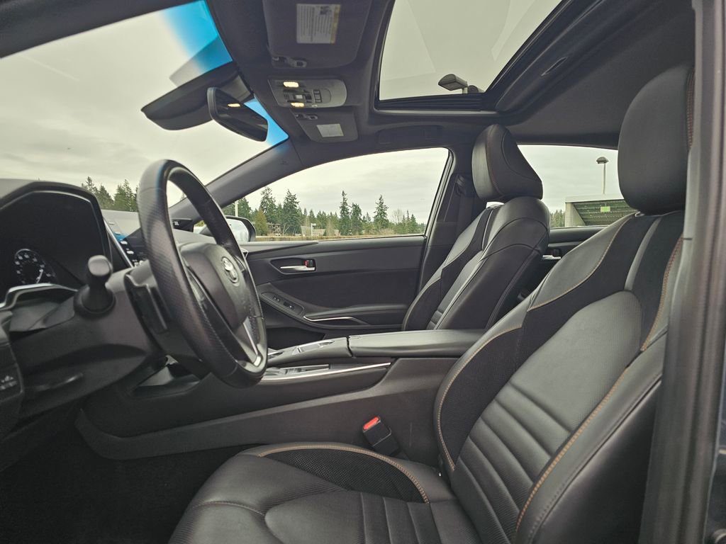 Used 2019 Toyota Avalon XSE image 23