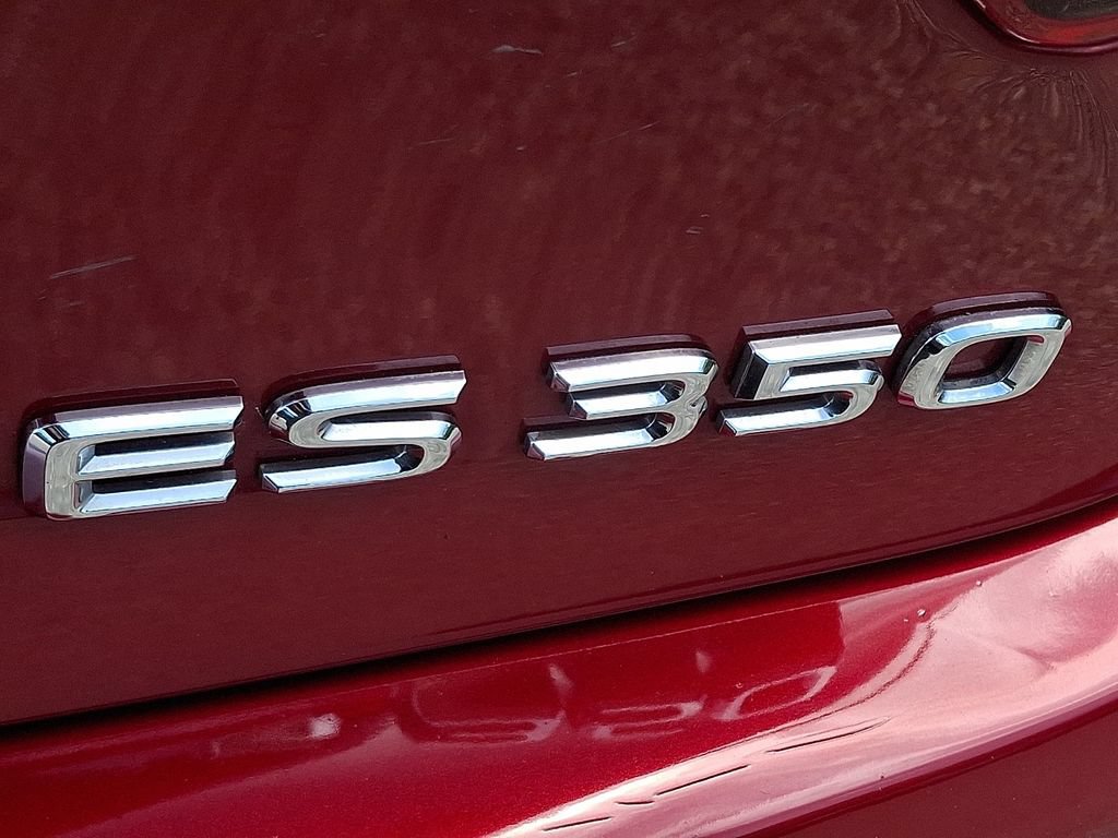 Used 2015 Lexus ES 350 w/ Luxury Package FWD image 29