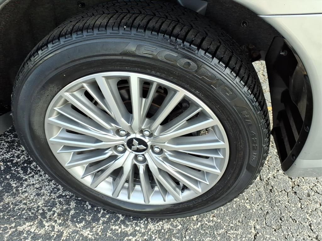 Used 2022 Mitsubishi Outlander SEL AWD/4WD image 5