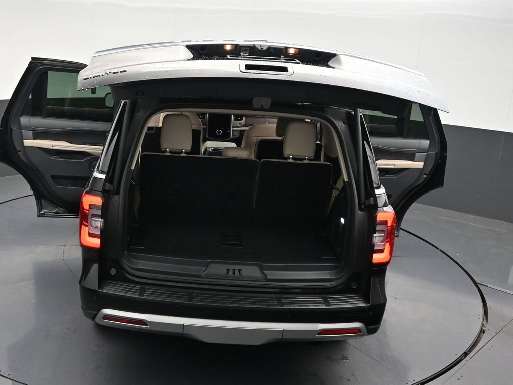 Used 2023 Ford Expedition Limited RWD image 36
