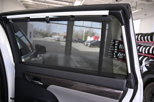 Used 2022 Toyota Highlander Platinum image 30