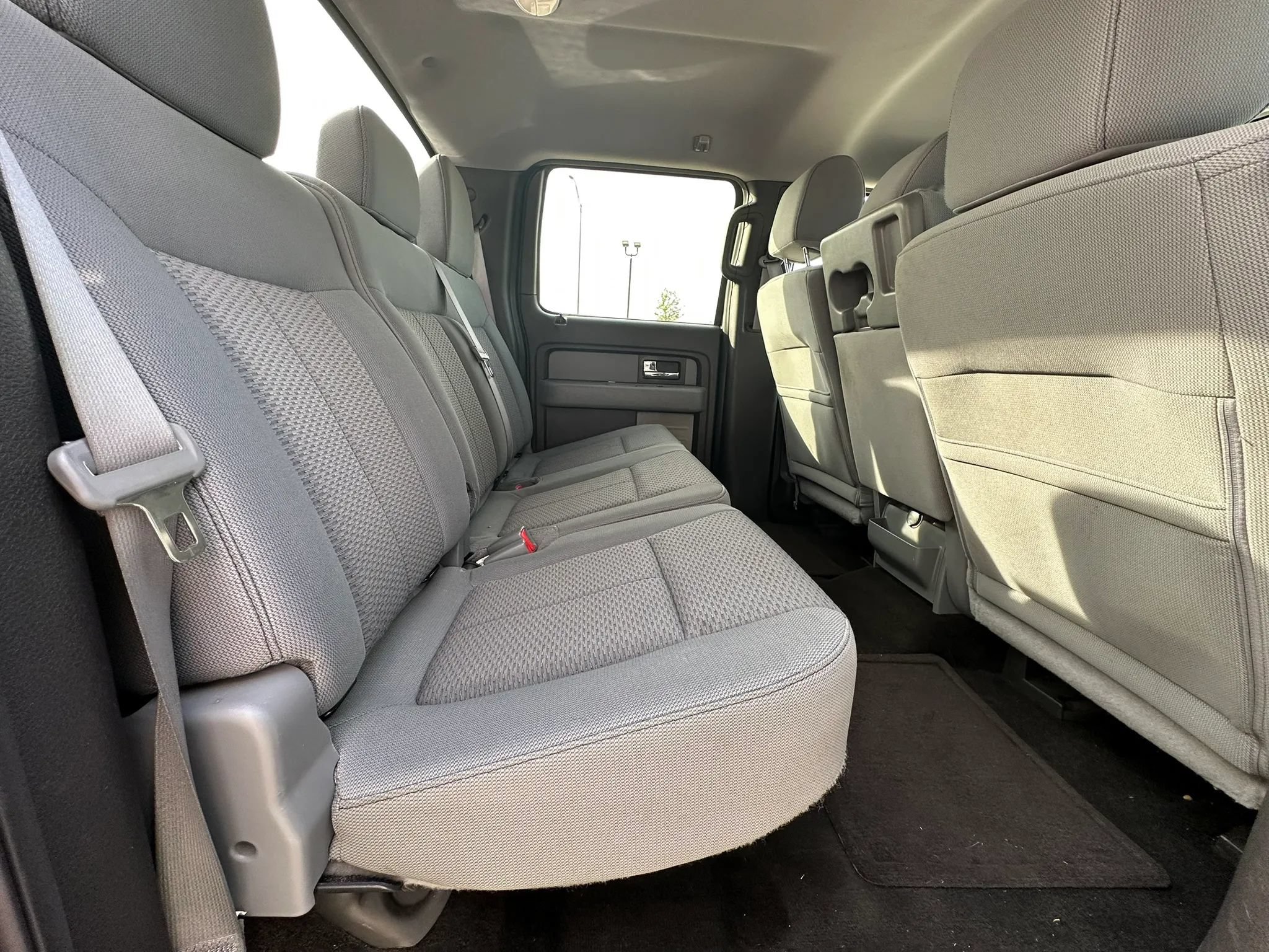 Used 2012 Ford F150 XLT w/ XLT Chrome Pkg AWD/4WD image 14