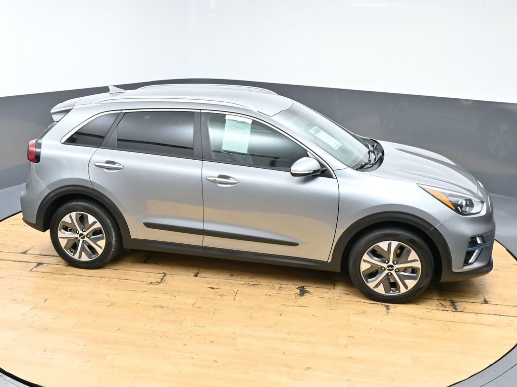 Used 2022 Kia Niro EX w/ Cold Weather Package FWD image 46