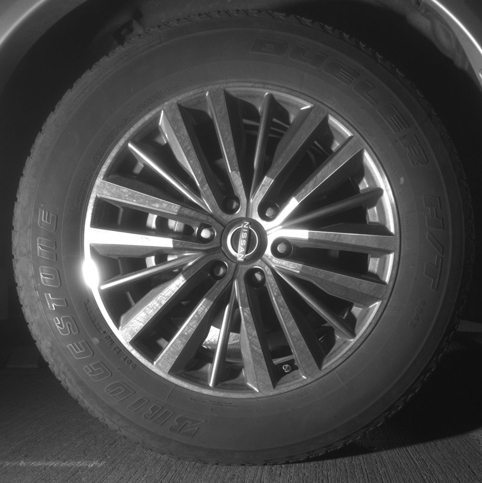 Used 2024 Nissan Armada SL RWD image 13