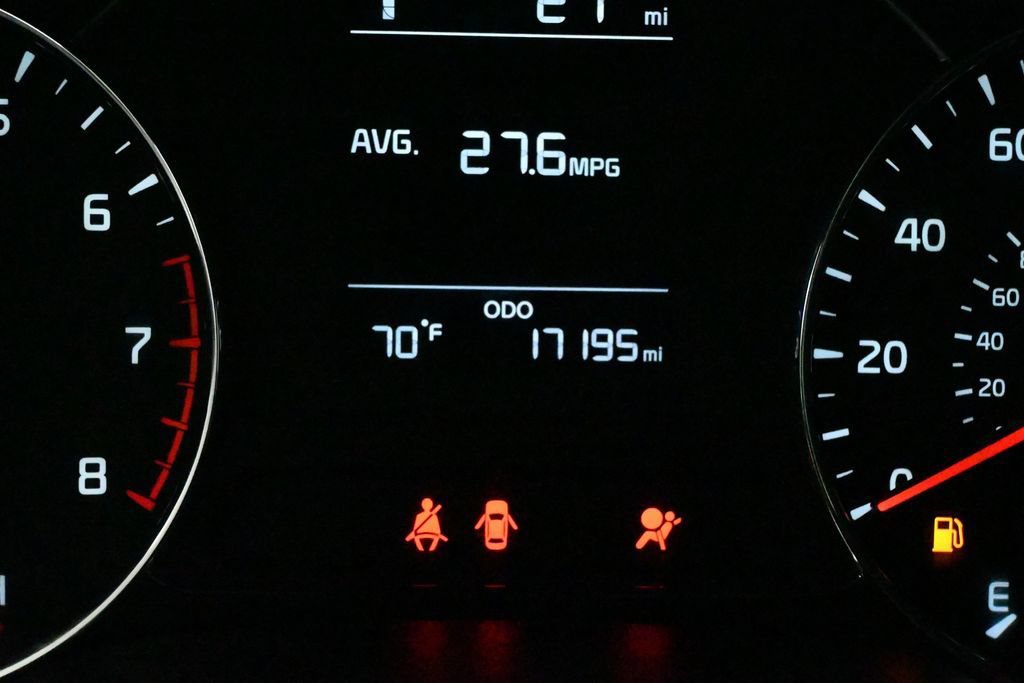 Used 2017 Kia Forte LX FWD image 15