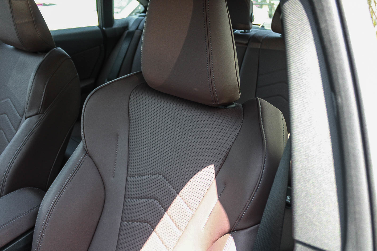 New 2026 BMW 228i w/ Technology Package FWD image 25