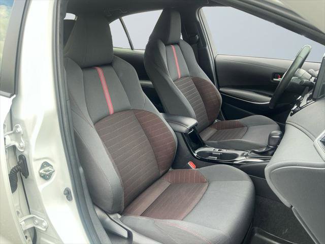Certified 2024 Toyota Corolla SE w/ SE Convenience Package FWD image 17