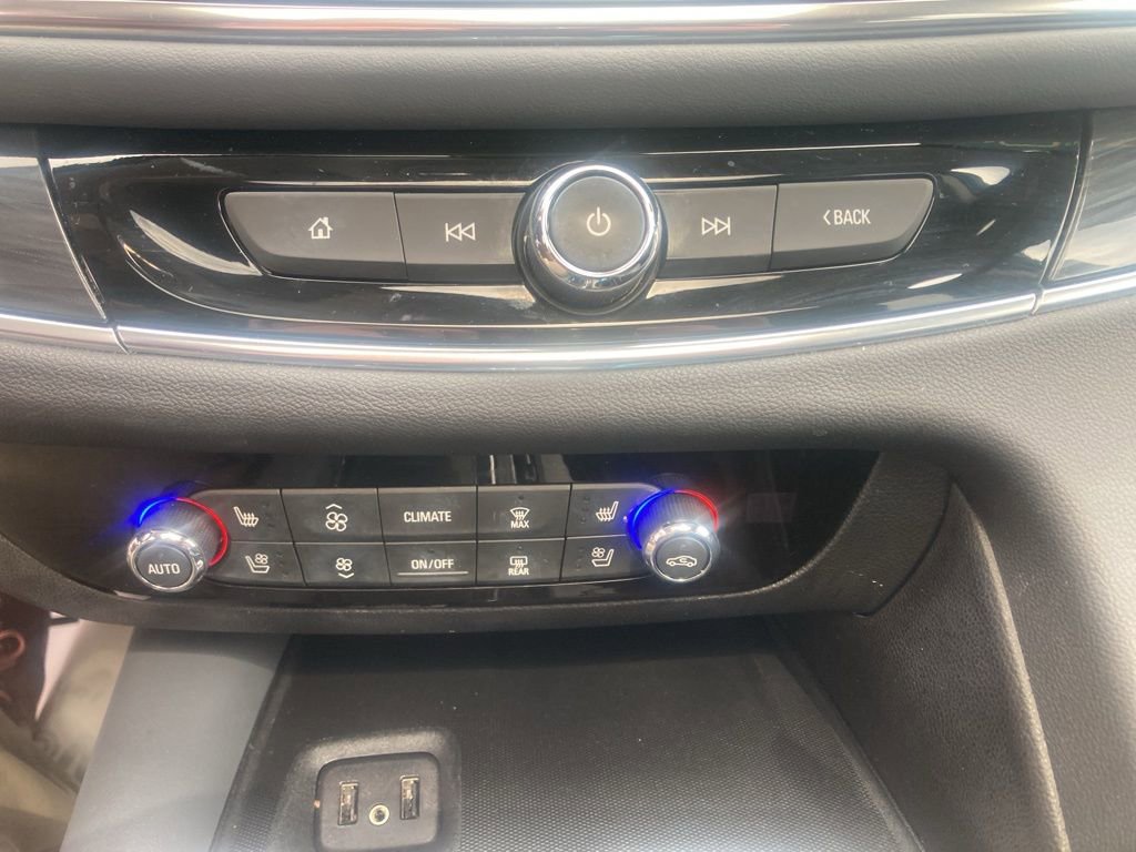 Certified 2018 Buick Enclave Premium w/ Experience Buick Package image 33