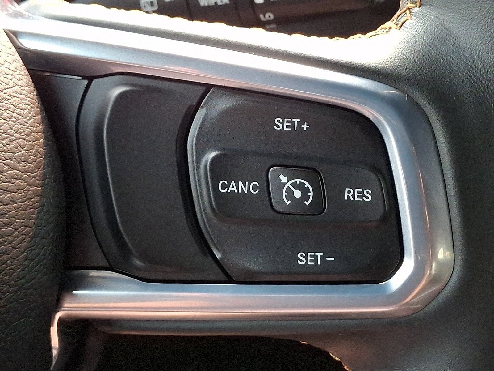 Certified 2021 Jeep Wrangler Unlimited Sahara AWD/4WD image 23
