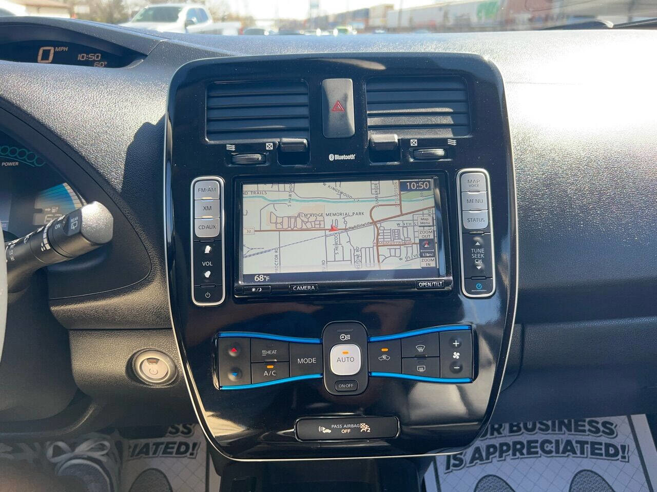 Used 2014 Nissan Leaf SL w/ Premium Package image 42