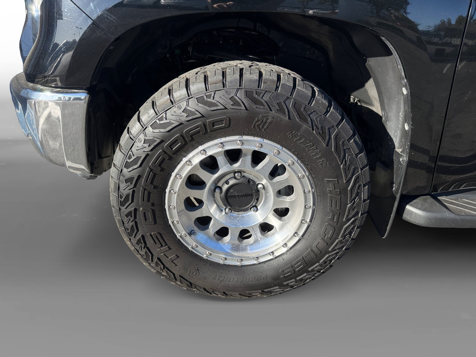 Used 2019 Toyota Tundra SR5 w/ TRD Off Road Package AWD/4WD image 9
