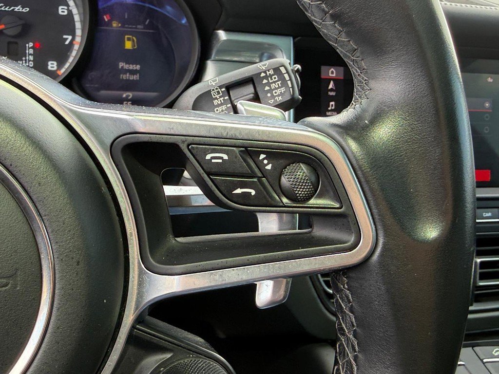 Used 2020 Porsche Macan Turbo AWD/4WD image 22