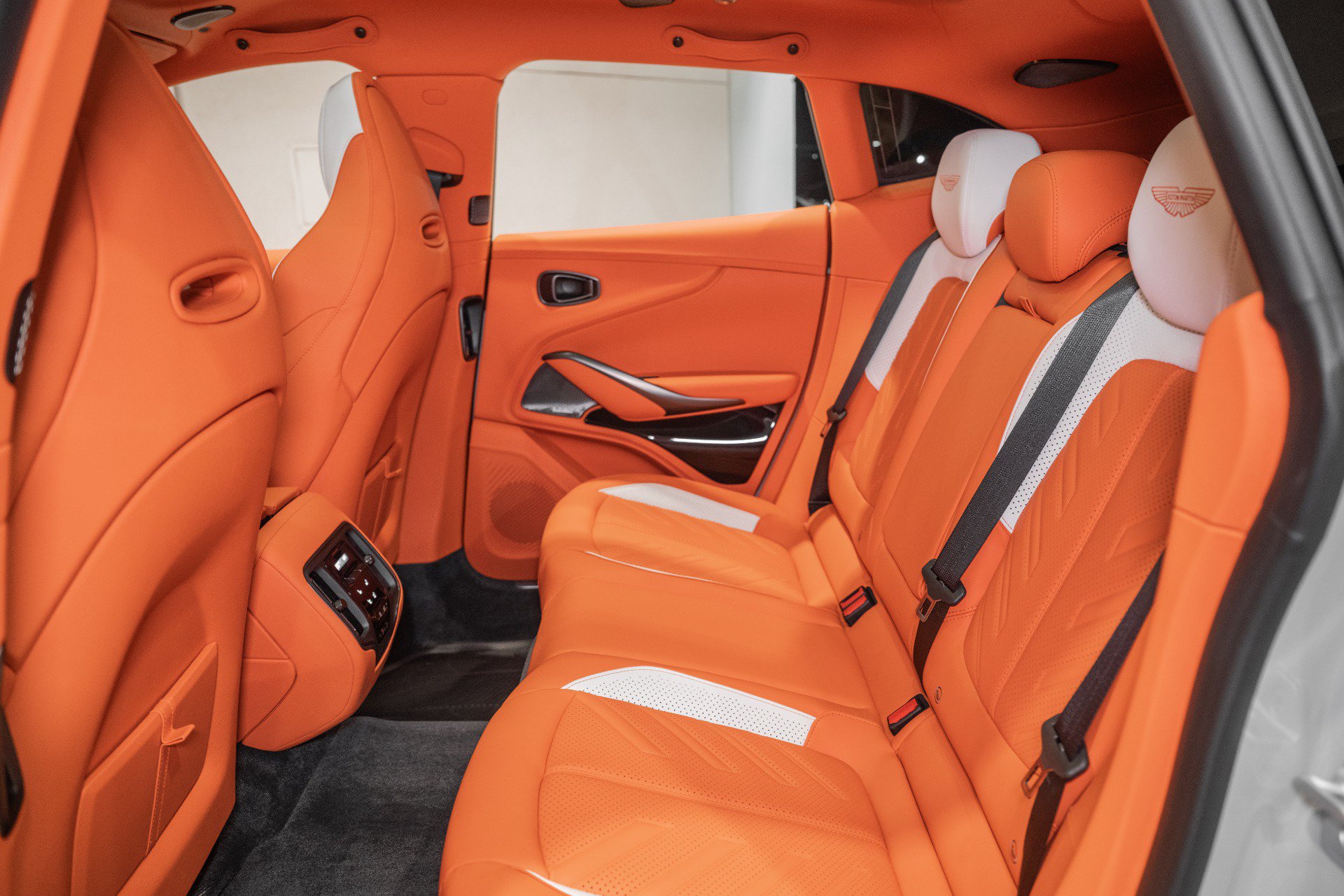 New 2026 Aston Martin DBX 707 AWD/4WD image 14