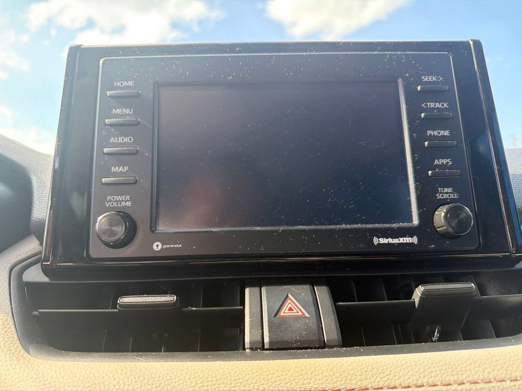 Used 2022 Toyota RAV4 XLE w/ Convenience Package AWD/4WD image 11