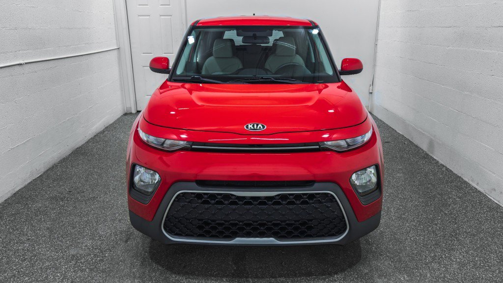 Used 2021 Kia Soul LX image 3