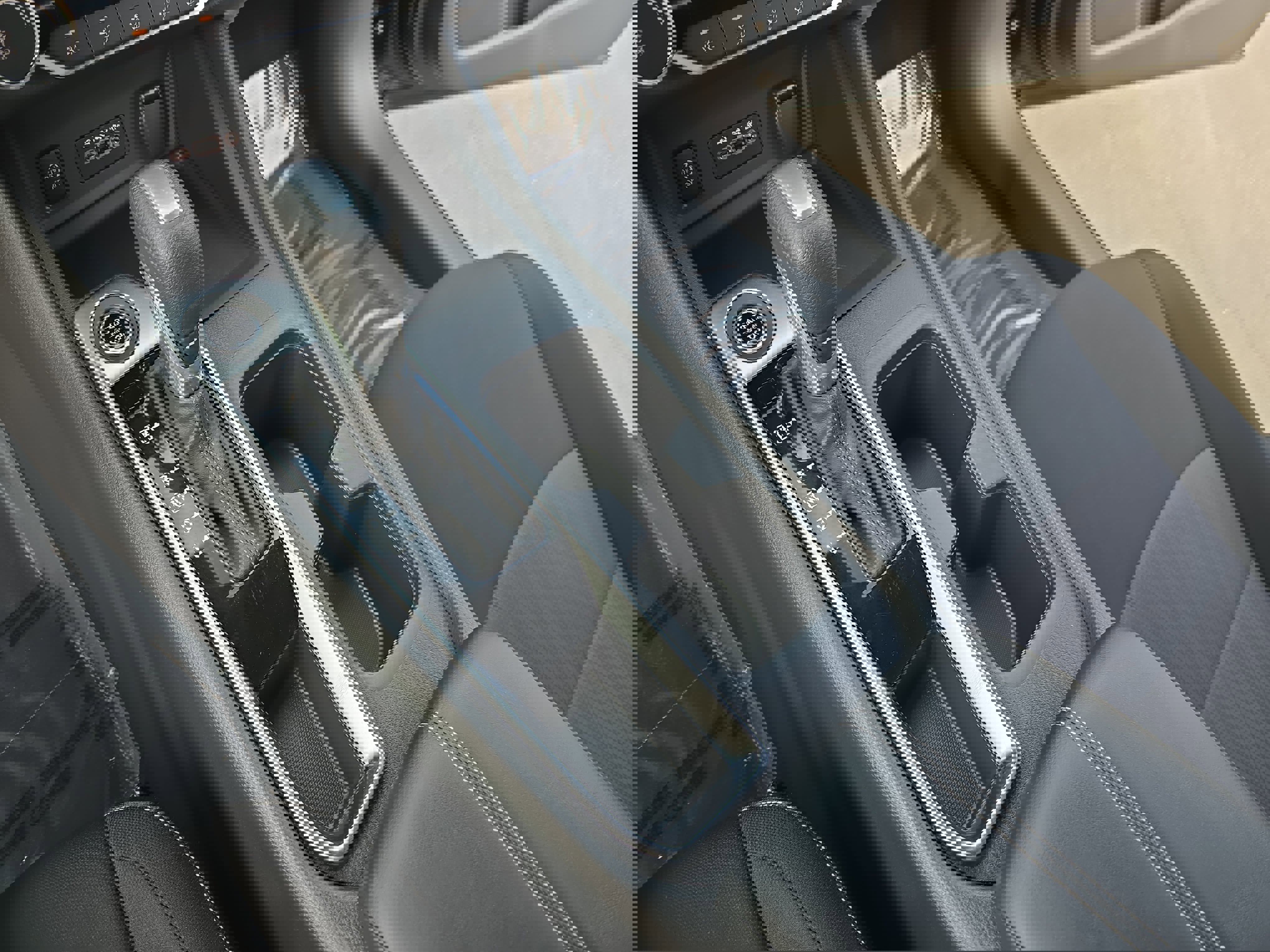 Used 2025 Nissan Sentra SV image 23