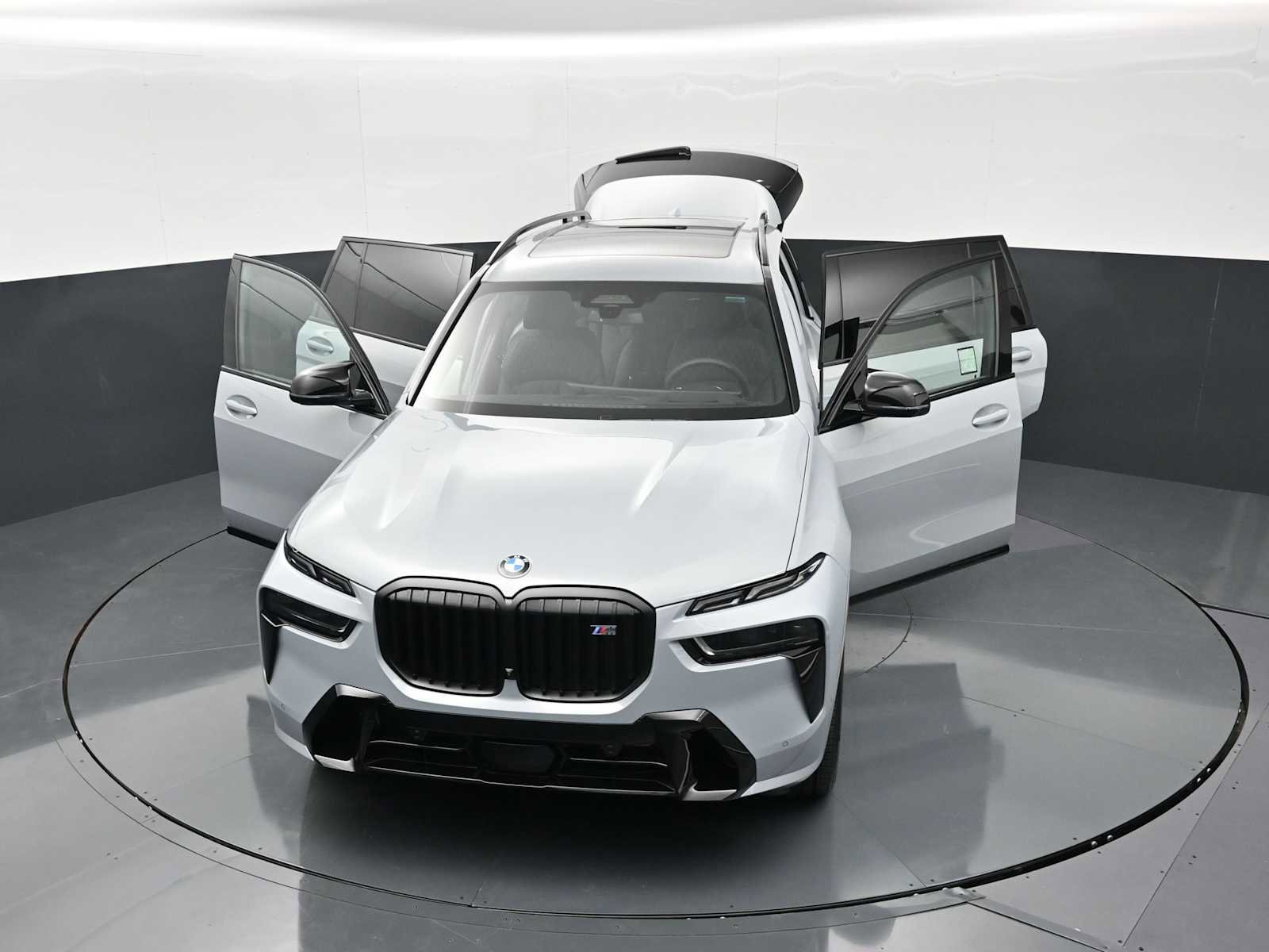 Used 2026 BMW X7 M60i AWD/4WD image 32