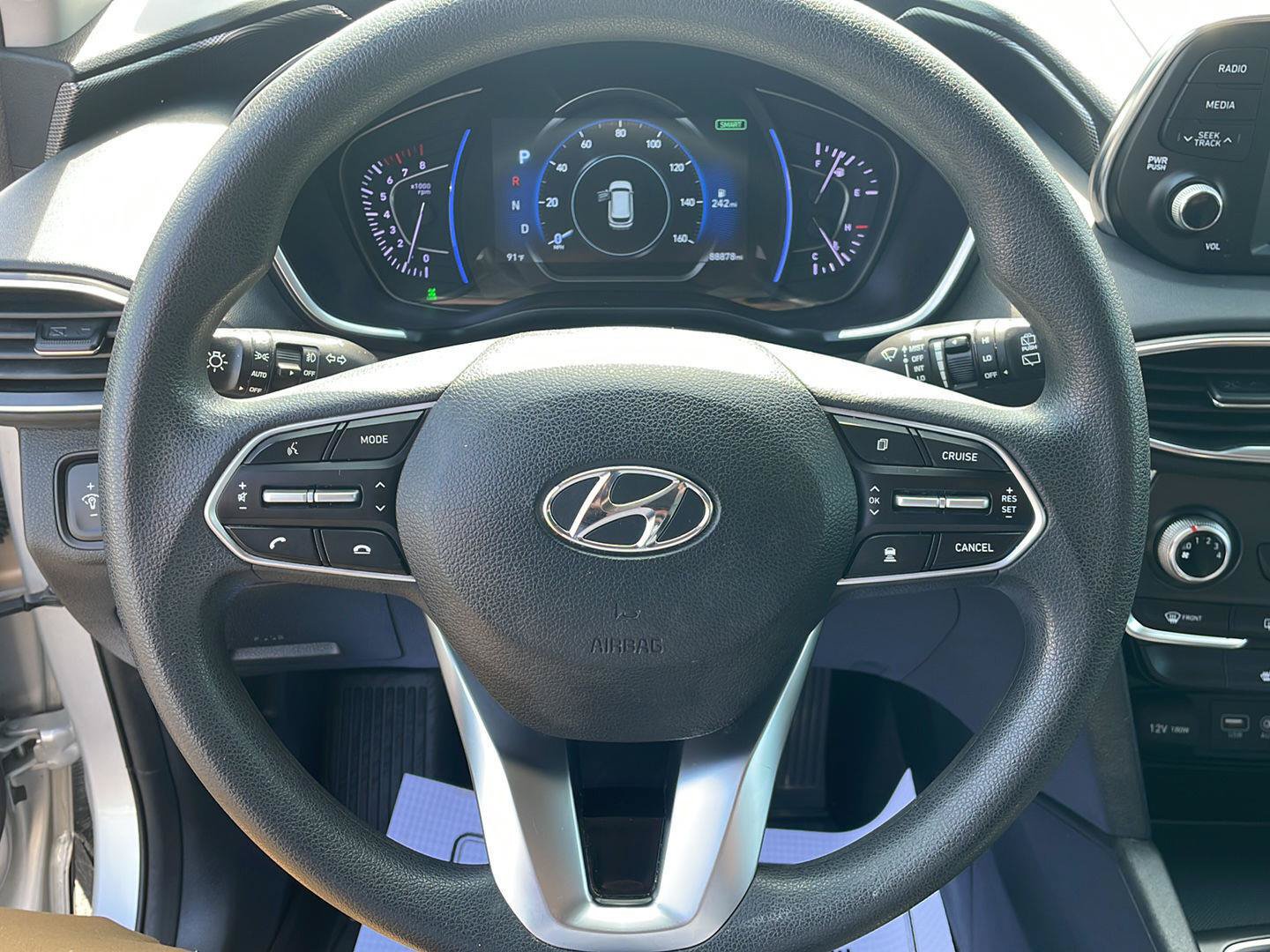 Used 2019 Hyundai Santa Fe SEL AWD/4WD image 14