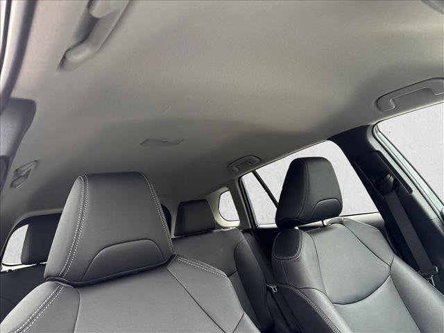 Certified 2026 Toyota Corolla Cross XLE FWD image 25