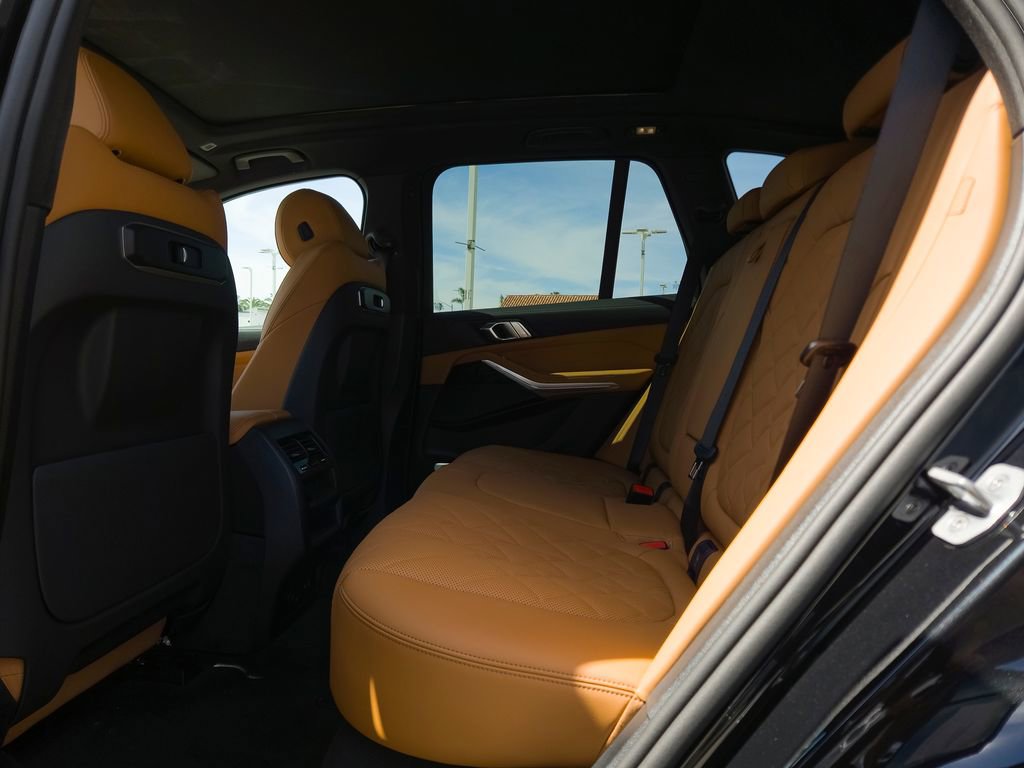New 2026 BMW X5 sDrive40i w/ Parking Assistance Package image 8