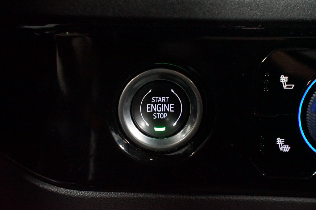 Used 2023 Chevrolet Silverado 1500 LT AWD/4WD image 21