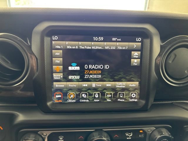 Used 2022 Jeep Gladiator Sport AWD/4WD image 15