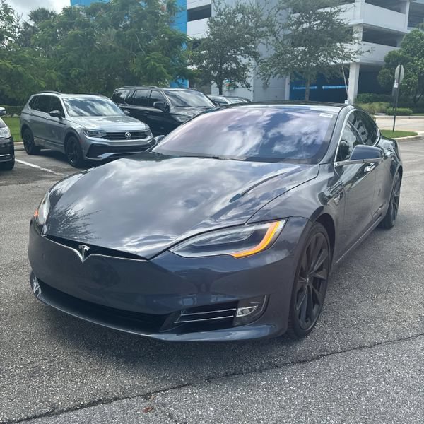 Used 2020 Tesla Model S Long Range Plus AWD/4WD image 1