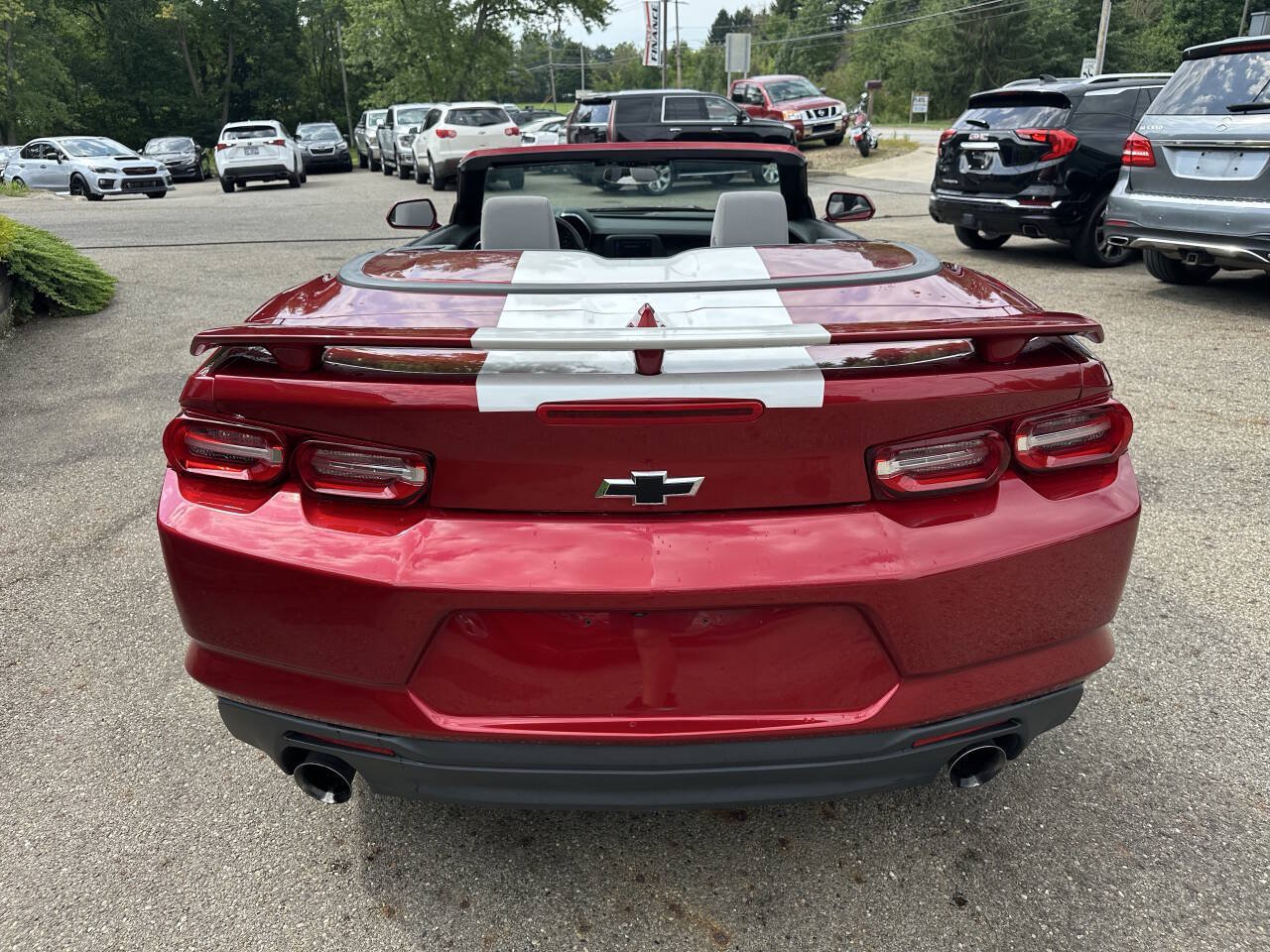 Used 2022 Chevrolet Camaro LT RWD image 5