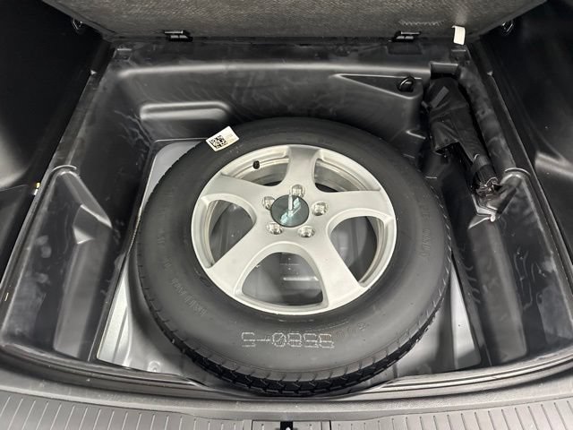 Used 2023 Jeep Grand Cherokee Altitude AWD/4WD image 13