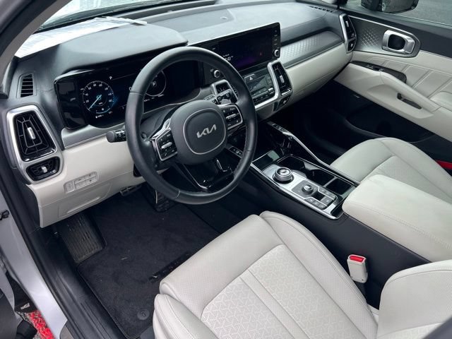Certified 2023 Kia Sorento SX Prestige AWD/4WD image 10