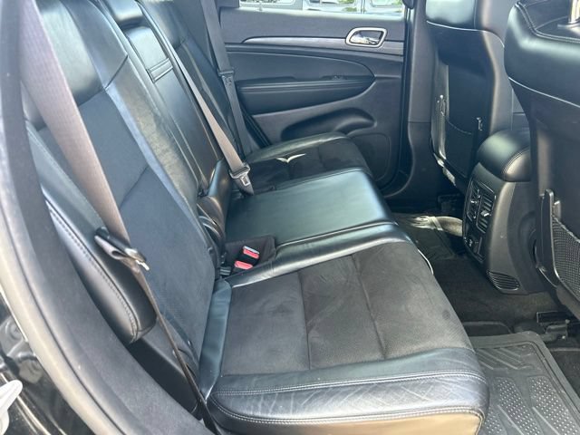 Used 2021 Jeep Grand Cherokee Laredo X AWD/4WD image 8