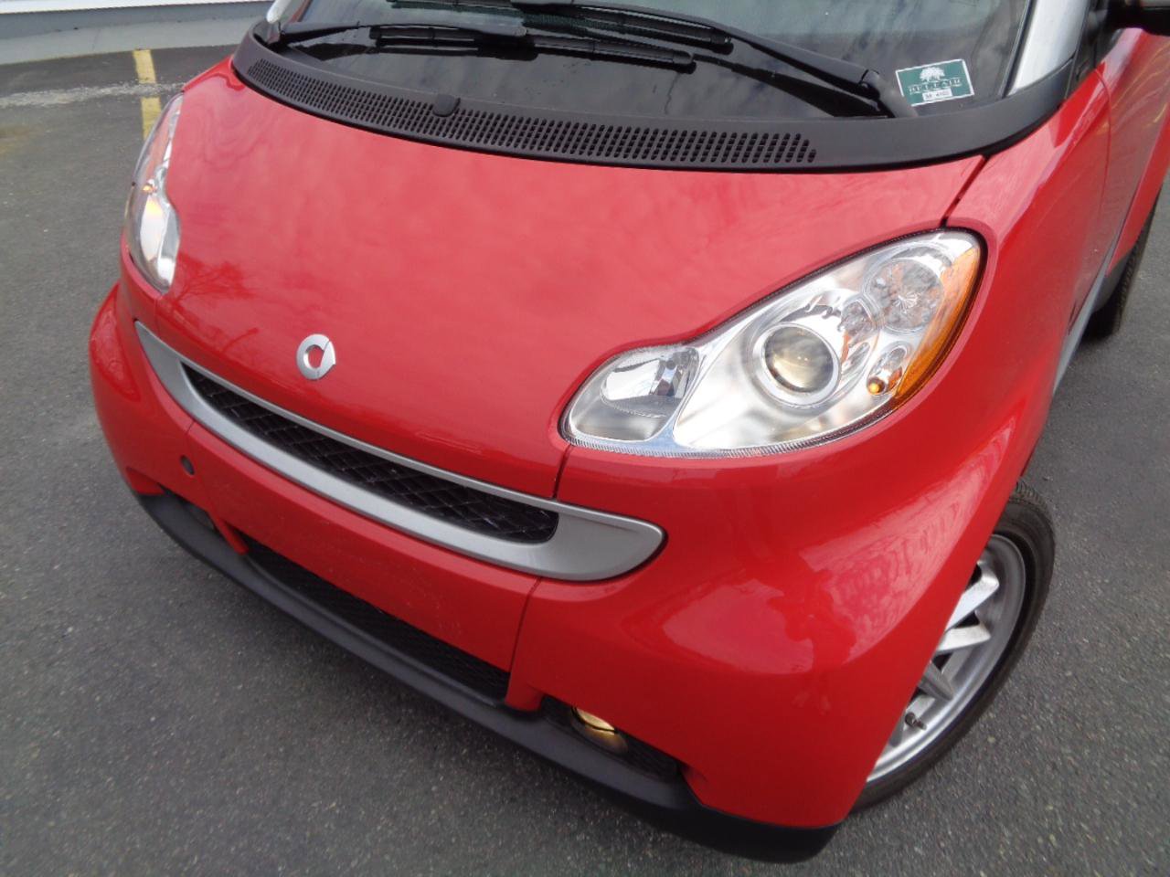 Used 2009 smart fortwo Coupe image 18