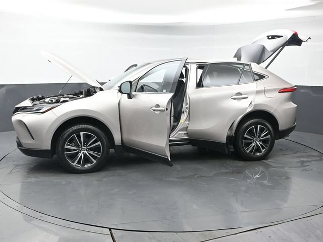 Certified 2024 Toyota Venza LE AWD/4WD image 50