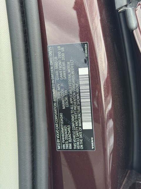 New 2026 Volvo XC60 T8 Ultra w/ Climate Package image 29