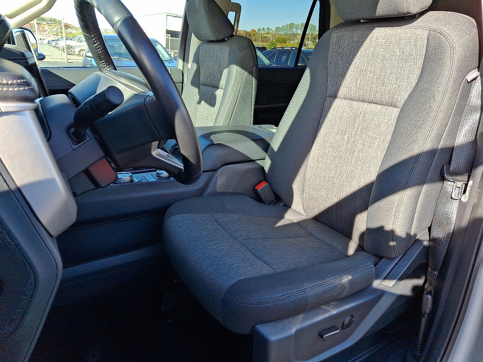 Used 2024 Ford Expedition Max XLT image 15