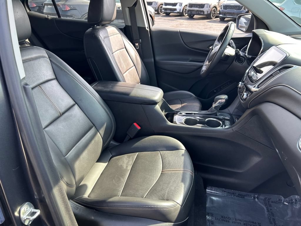 Used 2022 Chevrolet Equinox Premier FWD image 25