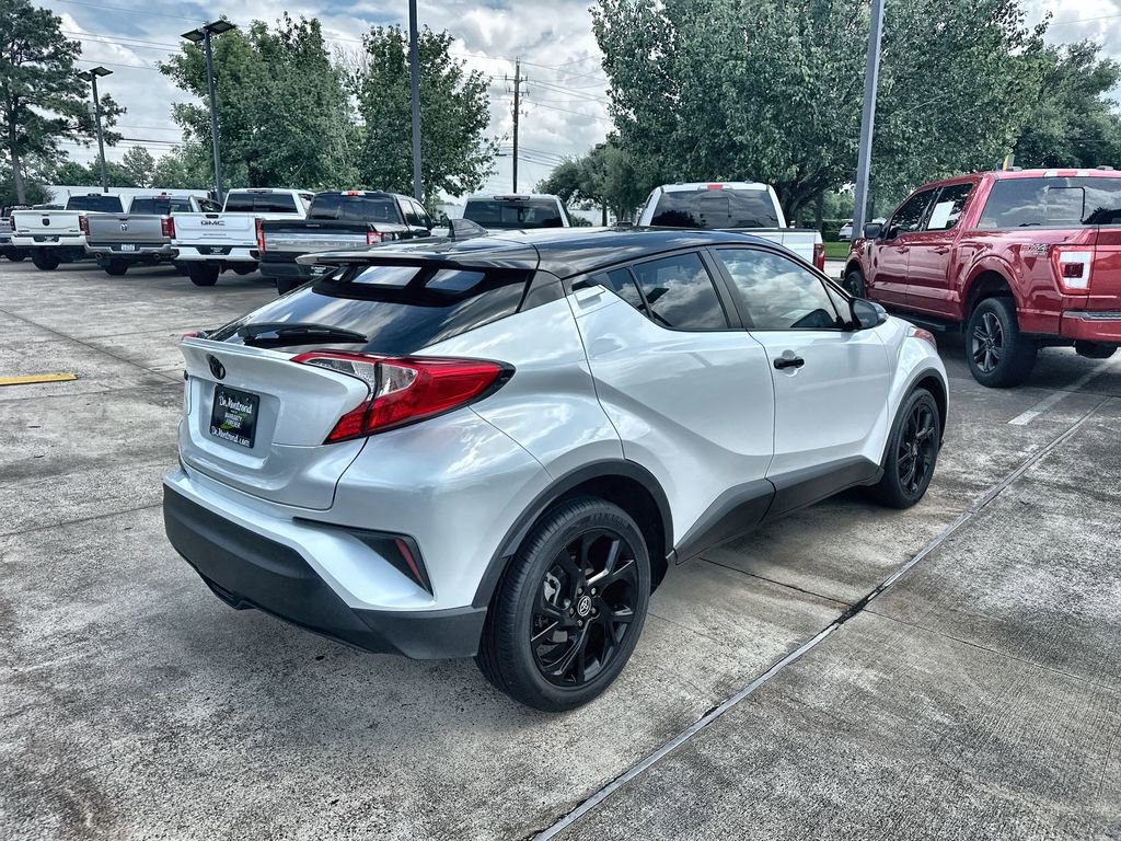Used 2022 Toyota C-HR Nightshade FWD image 11