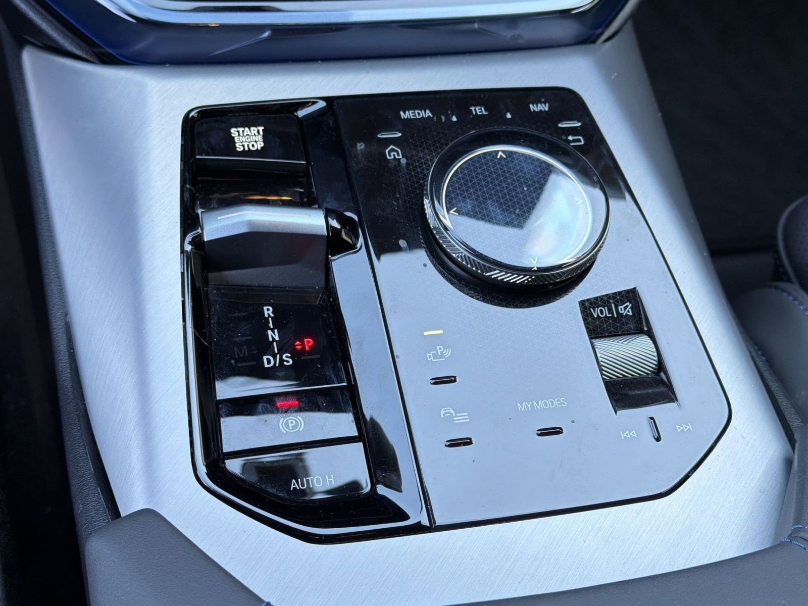 Used 2025 BMW X3 xDrive30i w/ M Sport Package image 16