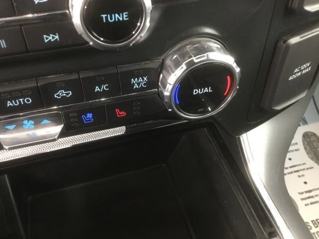 Used 2022 Ford F150 Lariat image 28