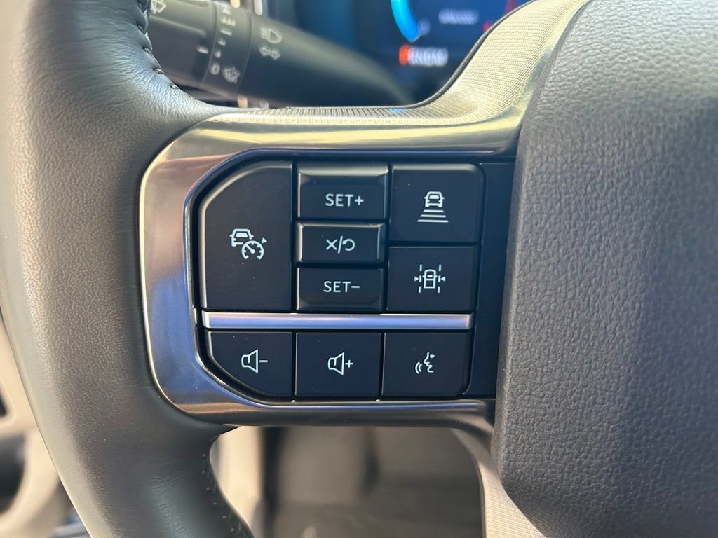 Used 2025 Ford F450 Platinum w/ Platinum Plus Package AWD/4WD image 57