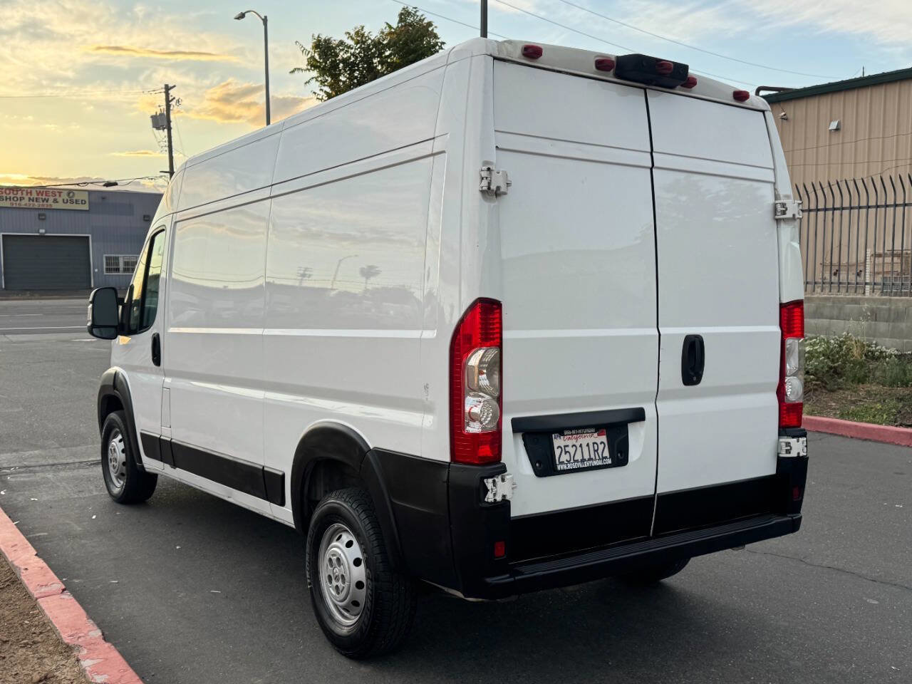 Used 2019 RAM ProMaster 2500 image 4