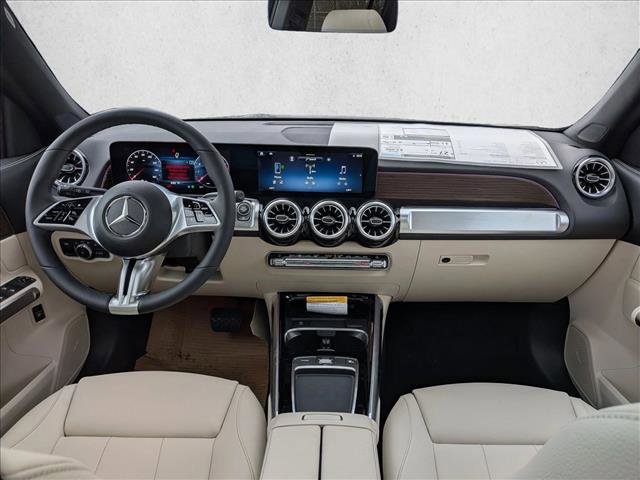 New 2026 Mercedes-Benz GLB 250 4MATIC image 16